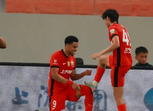 环境过于安, 联赛, div