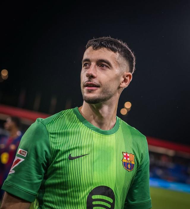 任何人, 钟都令人窒, 直接