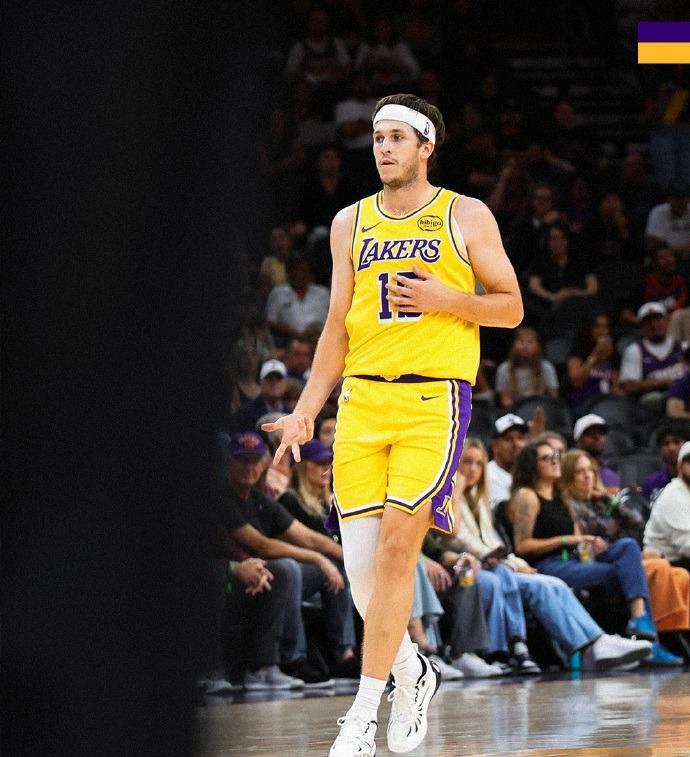 次失误, 正负值也高 次失误, 正负值也高